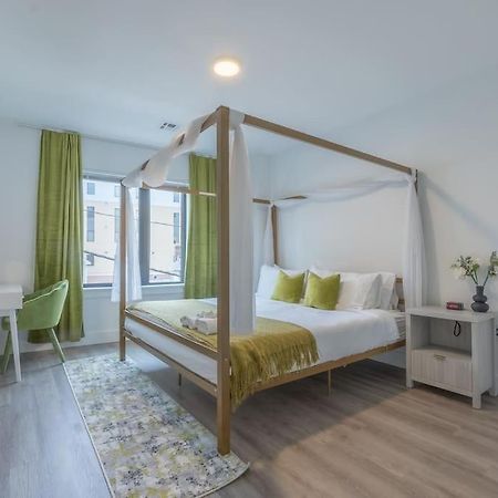 Orange 2 Bedroom 2 Bath Suite, Near American Dream And The Airport, Free Parking, King Bed And 2 Queen Beds, Washer And Dryer מראה חיצוני תמונה