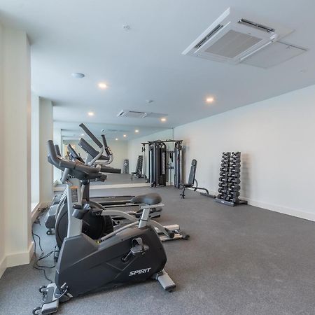 Orange 2 Bedroom 2 Bath Suite, Near American Dream And The Airport, Free Parking, King Bed And 2 Queen Beds, Washer And Dryer מראה חיצוני תמונה