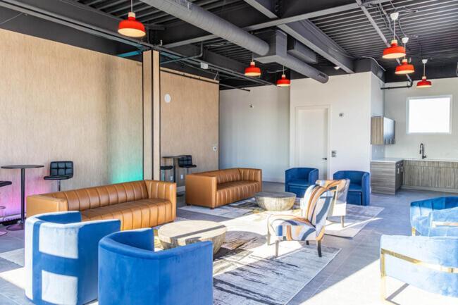 Orange 2 Bedroom 2 Bath Suite, Near American Dream And The Airport, Free Parking, King Bed And 2 Queen Beds, Washer And Dryer מראה חיצוני תמונה